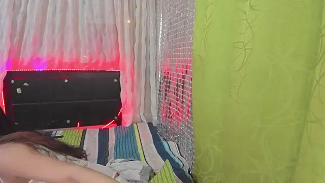 Snapshot of Megan_Miles02 chatting on March 2025 05:44:01 AM Megan Miles02 online show from March 2025 05:44:01 AM