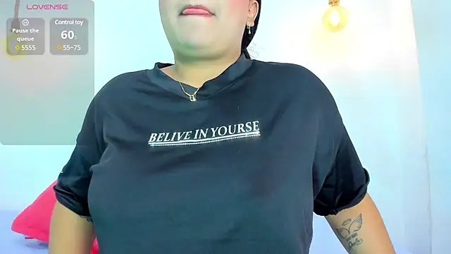 Snapshot of Emily_cooper20 chatting on February 2025 07:17:02 PM Emily cooper20 online show from February 2025 07:17:02 PM