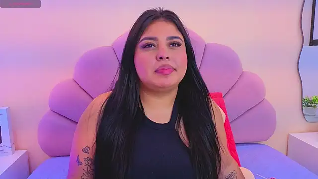 Snapshot of Emily_cooper20 chatting on September 2025 12:32:02 AM Emily cooper20 online show from September 2025 12:32:02 AM