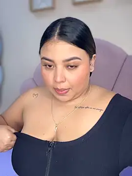 Snapshot of Emily_cooper20 chatting on October 2025 01:57:01 AM Emily cooper20 online show from October 2025 01:57:01 AM