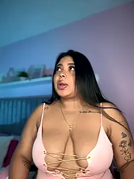 Snapshot of Emily_cooper20 chatting on November 2025 11:18:01 PM Emily cooper20 online show from November 2025 11:18:01 PM