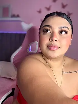 Snapshot of Emily_cooper20 chatting on December 2025 01:25:01 AM Emily cooper20 online show from December 2025 01:25:01 AM