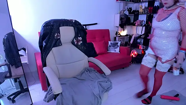 GinaMiracle online show from October 2025 11:14:02 PM