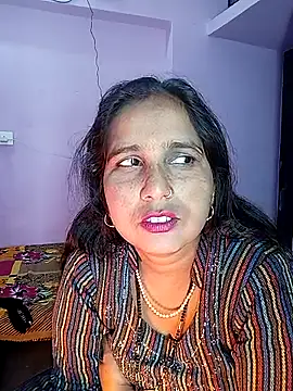 reemacouple007 online show from January 2026 06:23:01 PM