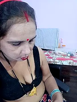 Snapshot of reemacouple007 chatting on May 2026 08:55:01 AM reemacouple007 online show from May 2026 08:55:01 AM