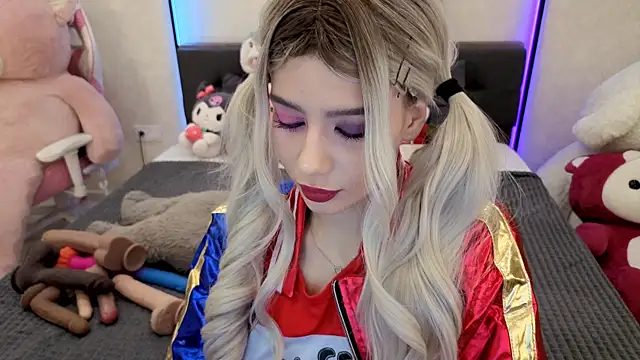 dolly ll online show from November 2025 01:25:02 PM