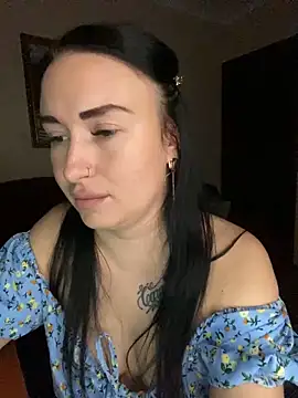 Snapshot of Roxana_Bell chatting on October 2025 04:44:02 PM Roxana Bell online show from October 2025 04:44:02 PM