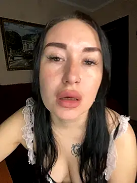 Snapshot of Roxana_Bell chatting on October 2025 05:58:02 PM Roxana Bell online show from October 2025 05:58:02 PM