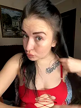 Snapshot of Roxana_Bell chatting on November 2025 07:03:02 PM Roxana Bell online show from November 2025 07:03:02 PM