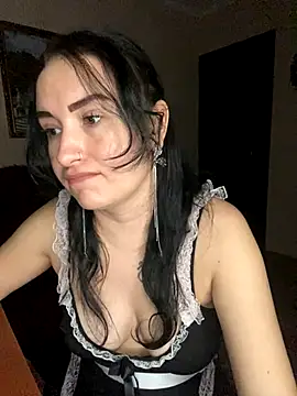 Snapshot of Roxana_Bell chatting on November 2025 06:57:01 PM Roxana Bell online show from November 2025 06:57:01 PM