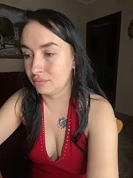 Snapshot of Roxana_Bell chatting on December 2025 07:41:01 PM Roxana Bell online show from December 2025 07:41:01 PM