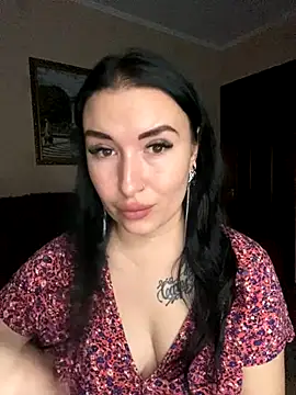 Snapshot of Roxana_Bell chatting on December 2025 07:53:01 PM Roxana Bell online show from December 2025 07:53:01 PM