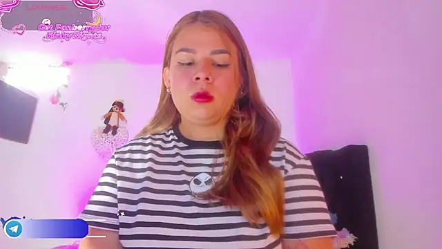 Snapshot of little_tifanny82 chatting on December 2025 01:27:02 PM little tifanny82 online show from December 2025 01:27:02 PM