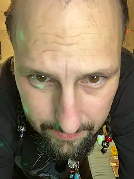 Snapshot of BobbyQ29 chatting on November 2025 02:12:02 AM BobbyQ29 online show from November 2025 02:12:02 AM