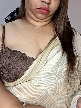 Ravina patil1 online show from December 2025 11:38:02 AM