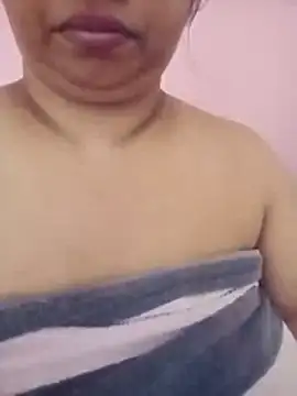 Ravina patil1 online show from April 2026 07:24:02 AM