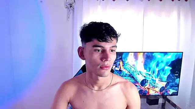 EstebanPerez  online show from January 2025 12:57:02 PM