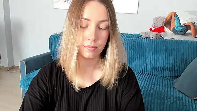 Snapshot of Mia_shy1 chatting on March 2025 07:15:01 AM Mia shy1 online show from March 2025 07:15:01 AM