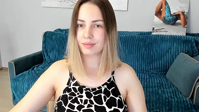 Snapshot of Mia_shy1 chatting on March 2025 08:29:01 AM Mia shy1 online show from March 2025 08:29:01 AM