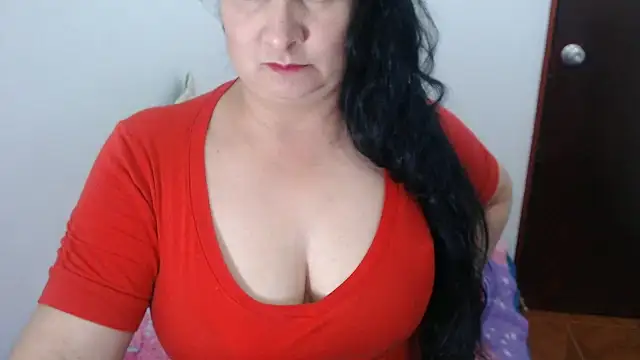 Snapshot of Ashyle chatting on December 2025 09:19:02 PM Ashyle online show from December 2025 09:19:02 PM