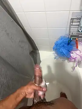 Snapshot of kingoqueens chatting on December 2025 07:29:02 PM kingoqueens online show from December 2025 07:29:02 PM