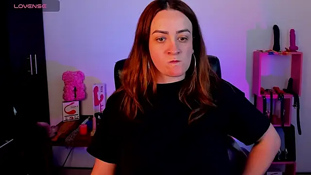 sara goodgirl13 online show from February 2025 05:07:01 PM