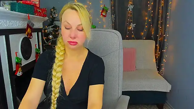 Snapshot of Anny_Jey_ chatting on December 2024 06:29:01 PM Anny Jey online show from December 2024 06:29:01 PM