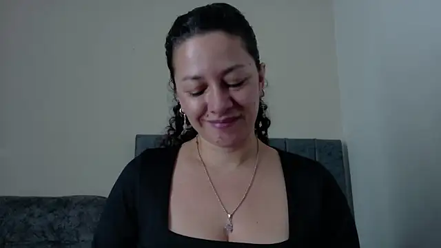 Snapshot of ArtesanaMK chatting on July 2026 12:35:01 PM ArtesanaMK online show from July 2026 12:35:01 PM