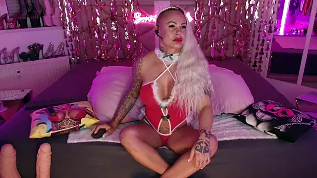 Snapshot of bonnievonclyde chatting on December 2024 06:46:02 PM bonnievonclyde online show from December 2024 06:46:02 PM