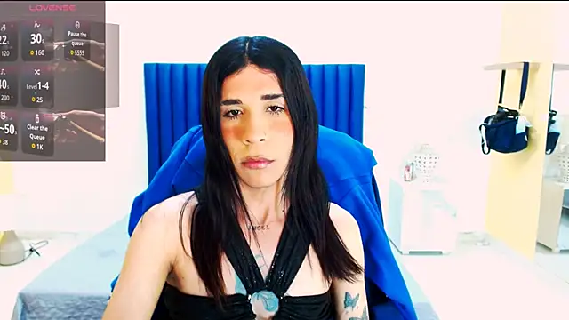 SaraSofia44 online show from April 2026 03:01:01 PM