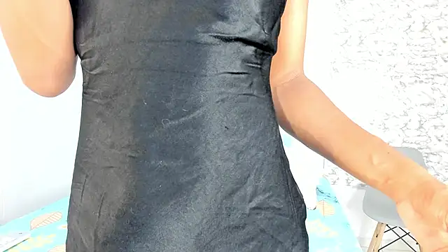 Canhela1 online show from November 2025 03:26:02 PM