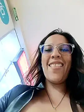 Lena-32 online show from April 2026 11:02:02 PM