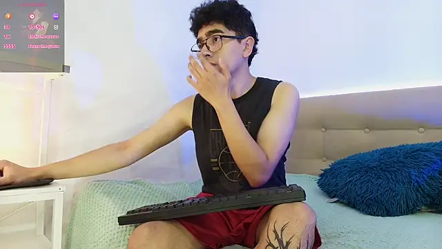 Snapshot of _nickconnor01 chatting on November 2025 11:47:02 PM nickconnor01 online show from November 2025 11:47:02 PM