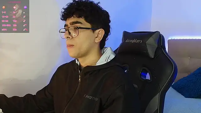 Snapshot of _nickconnor01 chatting on November 2025 10:25:02 PM nickconnor01 online show from November 2025 10:25:02 PM