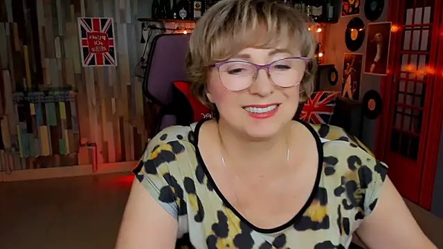 Snapshot of sugar_vivien chatting on November 2025 02:27:01 PM sugar vivien online show from November 2025 02:27:01 PM