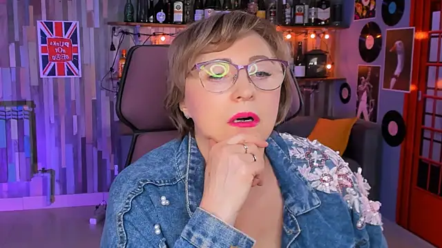 Snapshot of sugar_vivien chatting on November 2025 01:11:01 PM sugar vivien online show from November 2025 01:11:01 PM