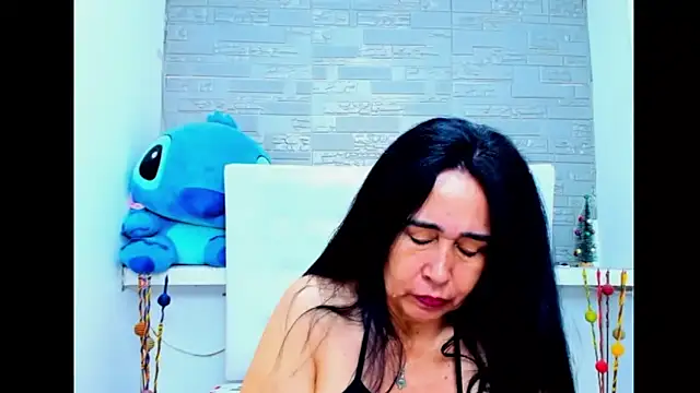 Snapshot of HorniestMilf chatting on February 2025 03:12:01 AM HorniestMilf online show from February 2025 03:12:01 AM