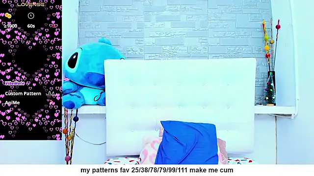 Snapshot of HorniestMilf chatting on March 2025 05:06:02 PM HorniestMilf online show from March 2025 05:06:02 PM