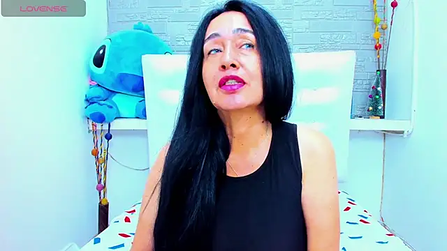 Snapshot of HorniestMilf chatting on March 2025 09:24:01 PM HorniestMilf online show from March 2025 09:24:01 PM