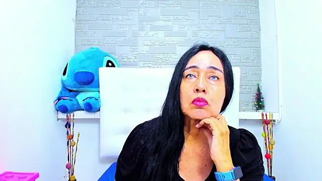 Snapshot of HorniestMilf chatting on September 2025 08:45:01 PM HorniestMilf online show from September 2025 08:45:01 PM