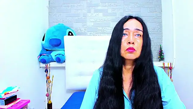 Snapshot of HorniestMilf chatting on September 2025 08:46:01 PM HorniestMilf online show from September 2025 08:46:01 PM