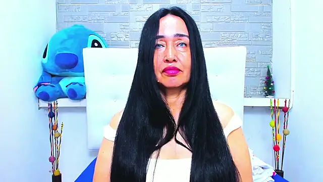 Snapshot of HorniestMilf chatting on December 2025 10:16:02 PM HorniestMilf online show from December 2025 10:16:02 PM