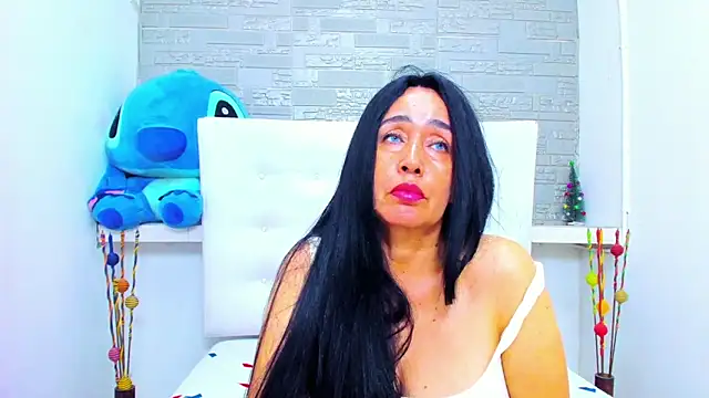 HorniestMilf online show from December 2025 01:35:02 AM