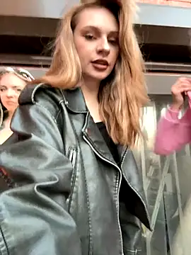 TwixCouple online show from November 2025 02:08:02 PM