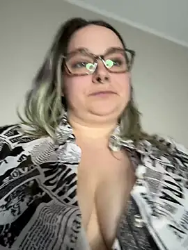 kitten0760 online show from June 2026 09:57:02 PM
