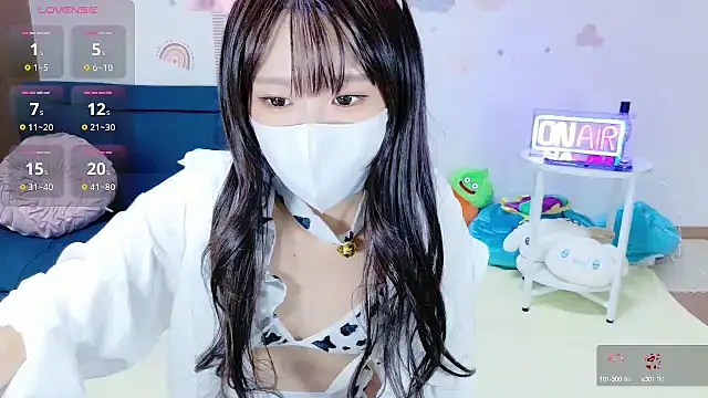 Snapshot of _Iroha_99 chatting on September 2025 02:08:01 PM Iroha 99 online show from September 2025 02:08:01 PM