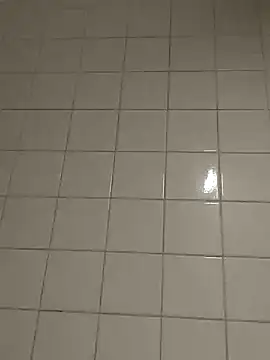 Snapshot of wedge75 chatting on December 2024 07:56:02 AM wedge75 online show from December 2024 07:56:02 AM