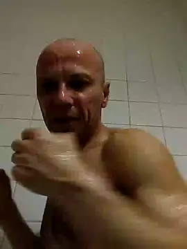 Snapshot of wedge75 chatting on December 2024 09:54:01 PM wedge75 online show from December 2024 09:54:01 PM