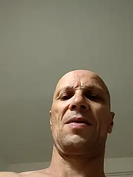 Snapshot of wedge75 chatting on September 2025 05:35:02 PM wedge75 online show from September 2025 05:35:02 PM