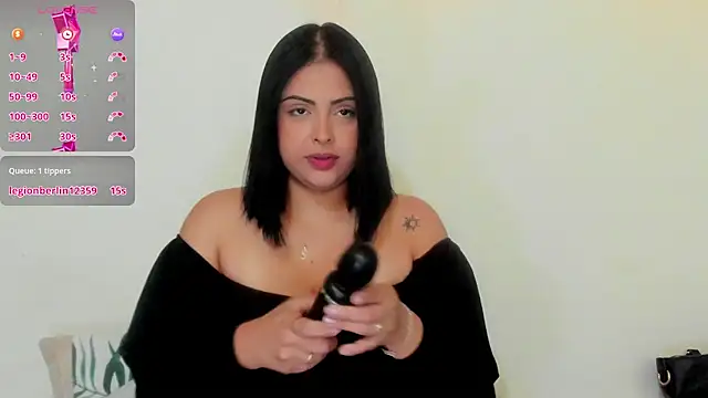 Snapshot of MelannyBell chatting on January 2025 02:23:02 PM MelannyBell online show from January 2025 02:23:02 PM